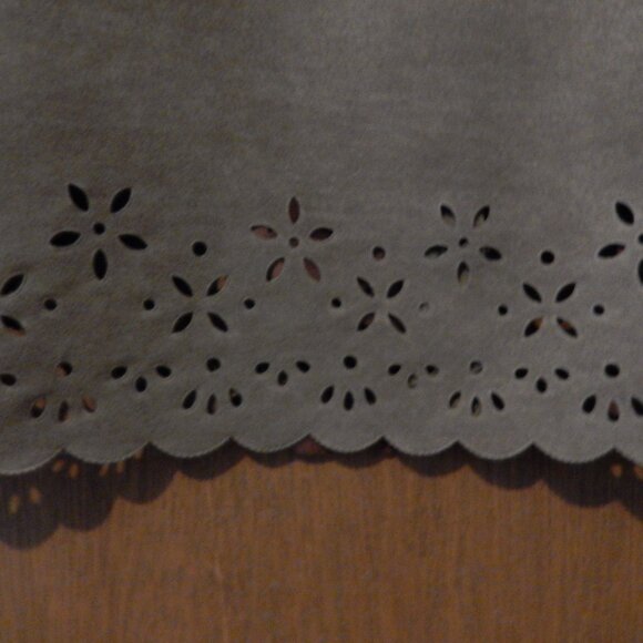 Skirt - Picture 3 of 3